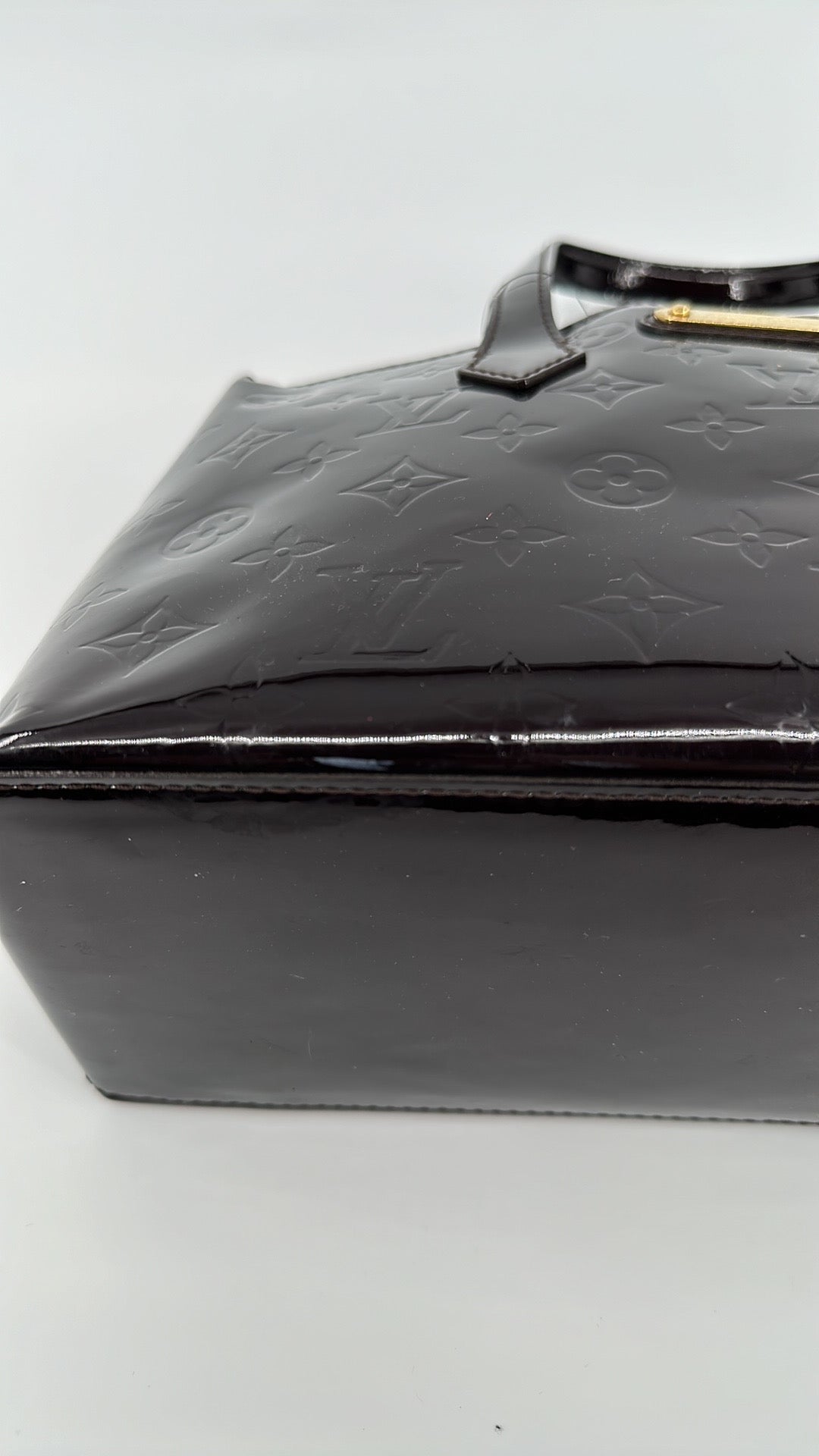 Louis Vuitton Vernis Wilshire PM Handbag