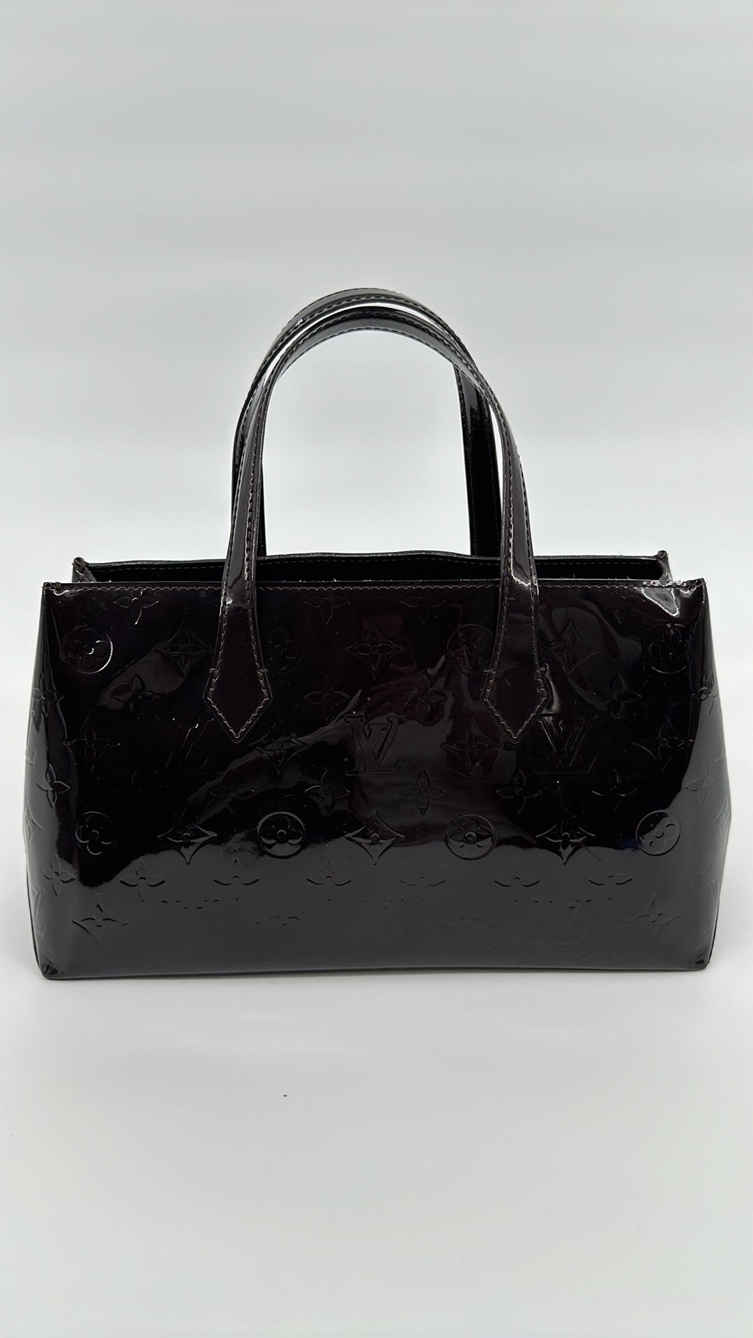 Louis Vuitton Vernis Wilshire PM Handbag