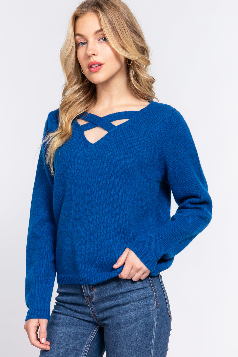 Long Slv X Strap V-neck Sweater